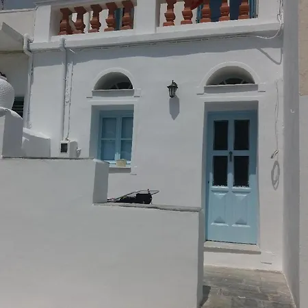Neoclassical Apartment, Chora * Ándros