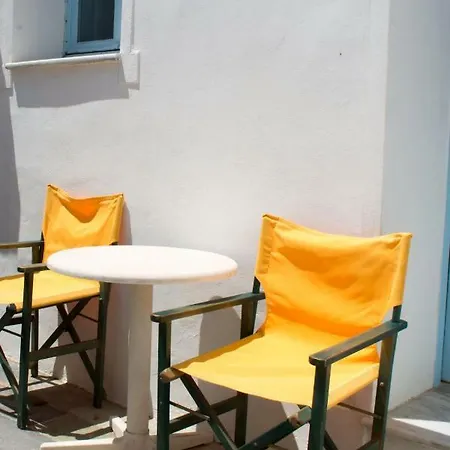 Neoclassical Apartment, Chora Ándros