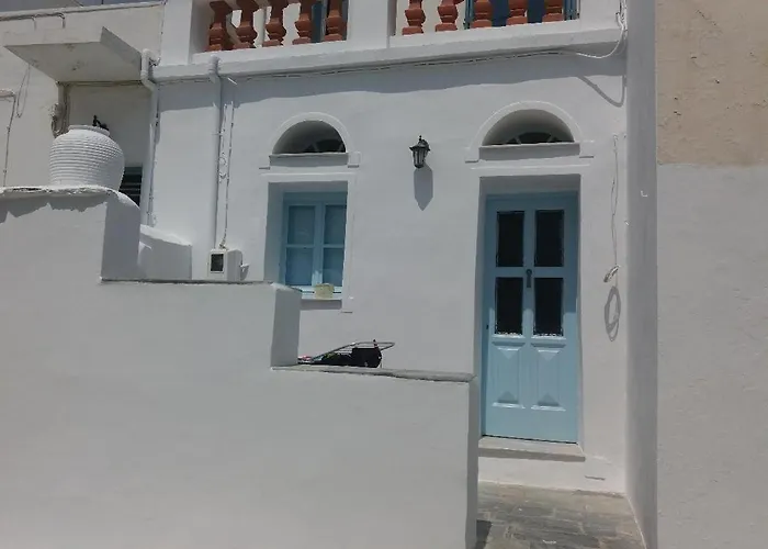 Neoclassical Apartment, Chora * Ándros